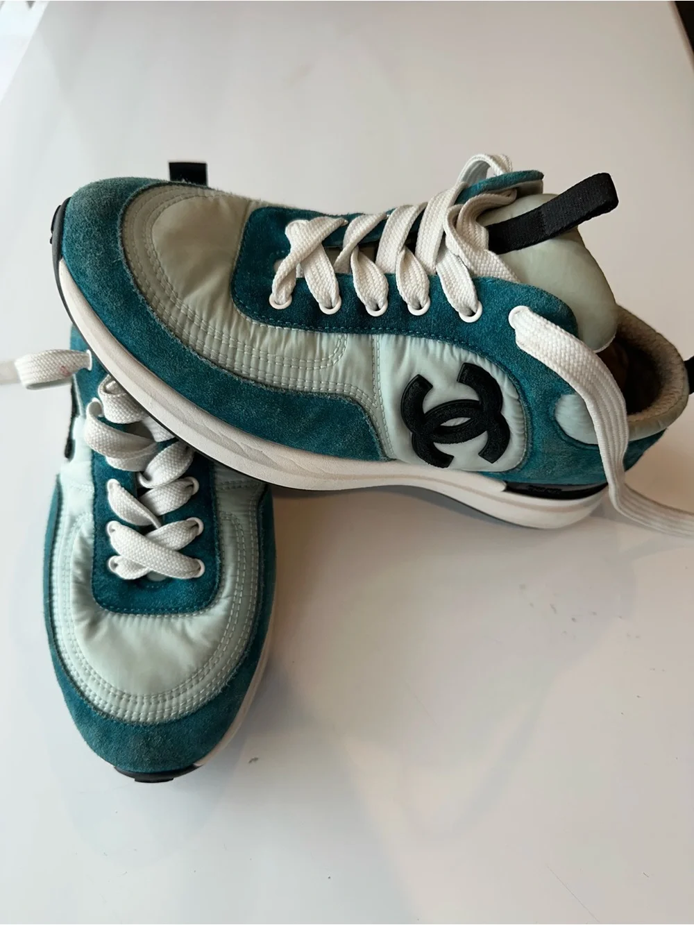 CHANEL womens Teal & Mint Suede Nylon Leather Logo Sneakers size 5
